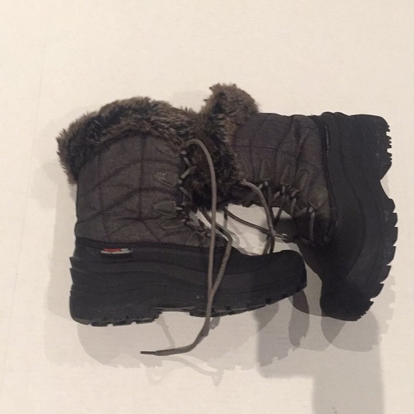 Beautiful winter boots 🥾 - Picture 3 of 12